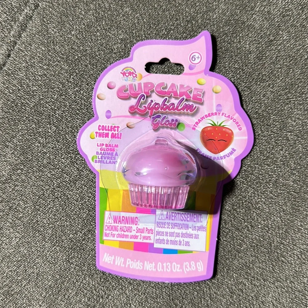 🧁🧁Yoyo Cupcake Lip Balm Gloss Set🧁🧁